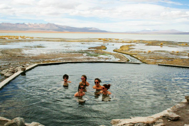 251738_10150252317338212_6144698_n